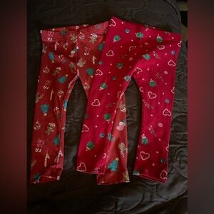 5/10$ Bundle of two Christmas girl 2T leggings